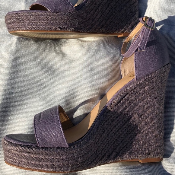 lavender wedge shoes